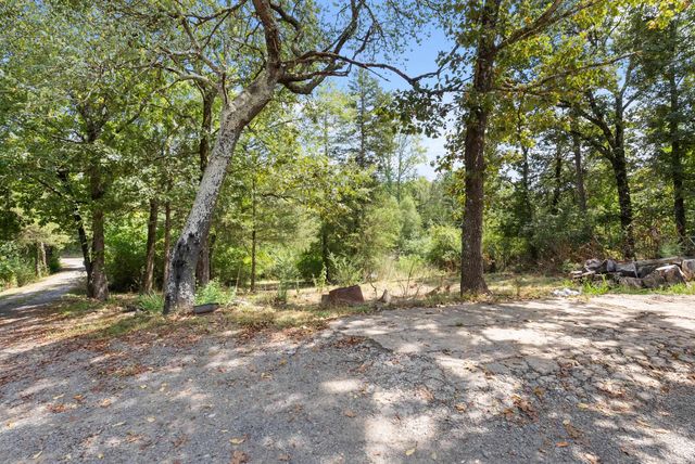 504 Boar Road, Clinton, AR 72031