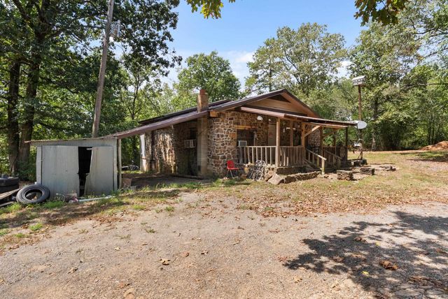 504 Boar Road, Clinton, AR 72031