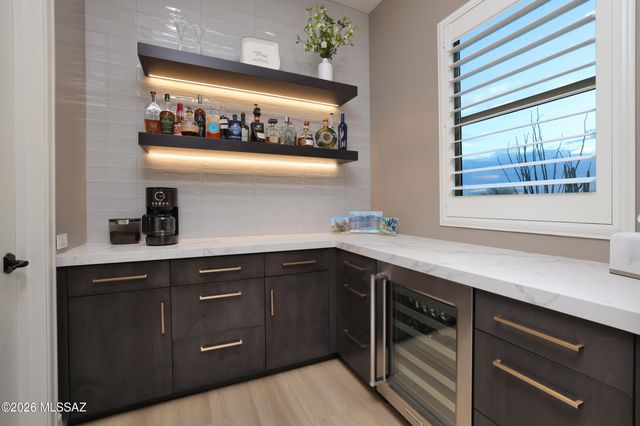 420 W Echo Point Place, Oro Valley, AZ 85755