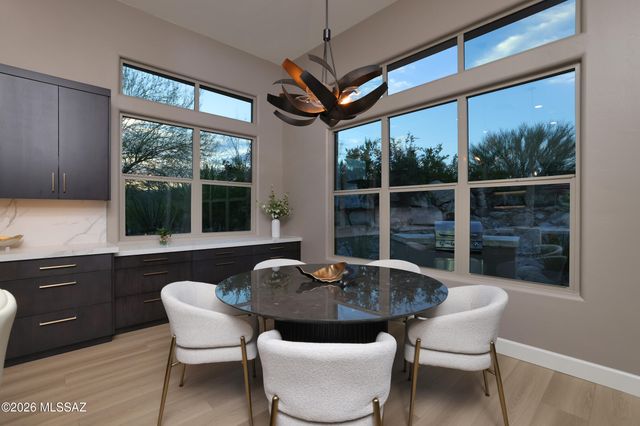420 W Echo Point Place, Oro Valley, AZ 85755