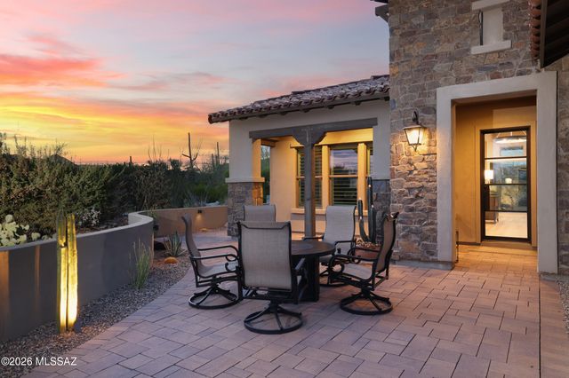 420 W Echo Point Place, Oro Valley, AZ 85755