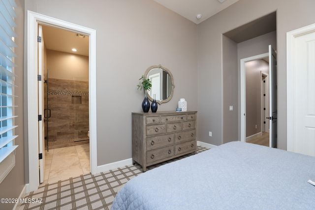 420 W Echo Point Place, Oro Valley, AZ 85755