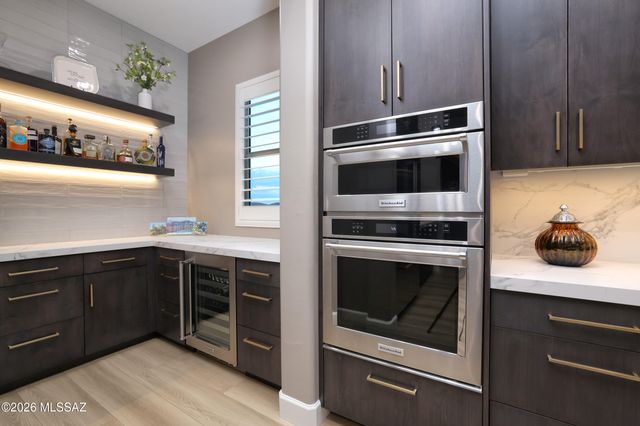 420 W Echo Point Place, Oro Valley, AZ 85755