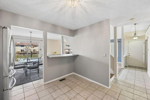 9321 Hunters Creek Drive, Blue Ash, OH 45242