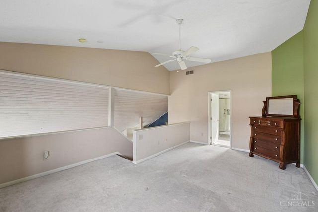 9321 Hunters Creek Drive, Blue Ash, OH 45242