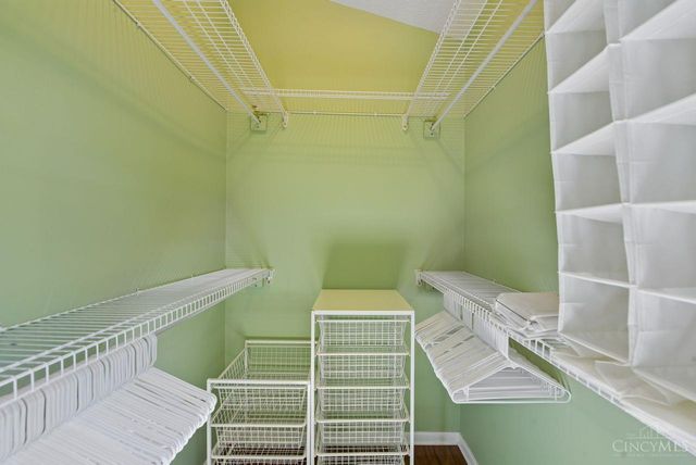 9321 Hunters Creek Drive, Blue Ash, OH 45242