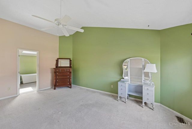 9321 Hunters Creek Drive, Blue Ash, OH 45242