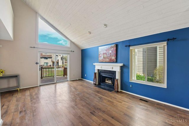 9321 Hunters Creek Drive, Blue Ash, OH 45242