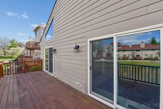 9321 Hunters Creek Drive, Blue Ash, OH 45242