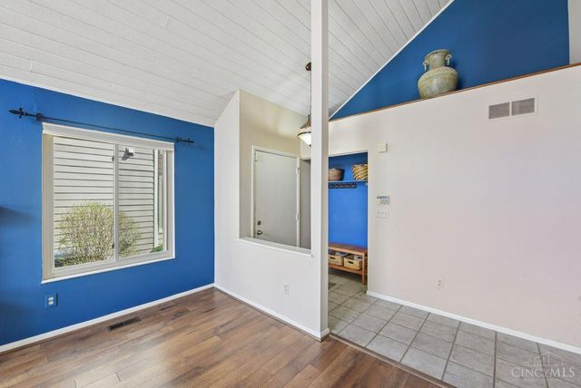 9321 Hunters Creek Drive, Blue Ash, OH 45242