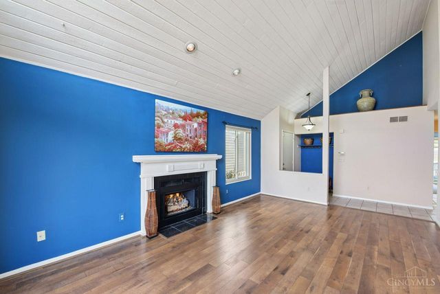 9321 Hunters Creek Drive, Blue Ash, OH 45242