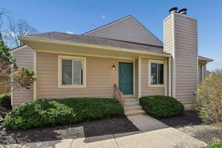 9321 Hunters Creek Drive, Blue Ash, OH 45242