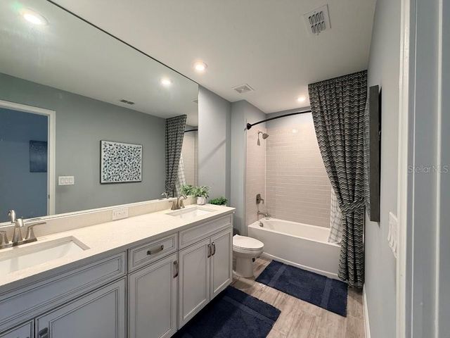 19186 BLUE POND DRIVE, Lutz, FL 33558