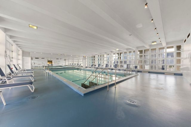 535 N Michigan Avenue 1506, Chicago, IL 60611