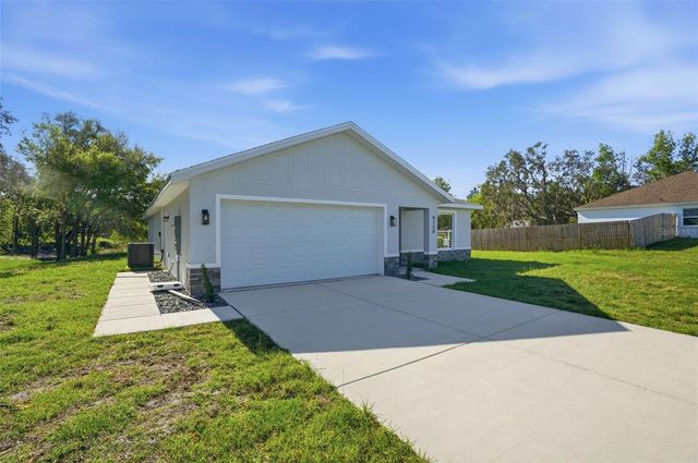 8130 RIDGE ROAD, Weeki Wachee, FL 34613