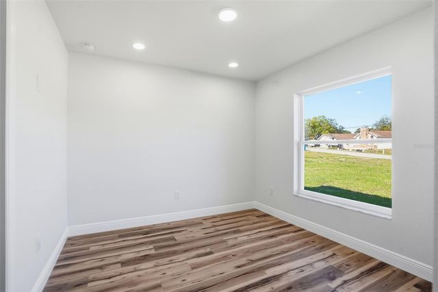 8130 RIDGE ROAD, Weeki Wachee, FL 34613