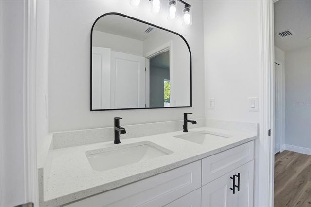 8130 RIDGE ROAD, Weeki Wachee, FL 34613