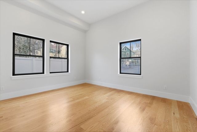 421 High St 101A, Medford, MA 02155