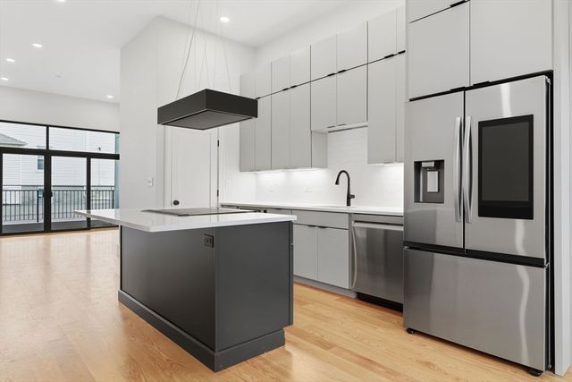 421 High St 101A, Medford, MA 02155