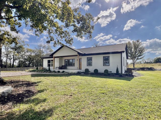 2250 Elkton Pike, Pulaski, TN 38478