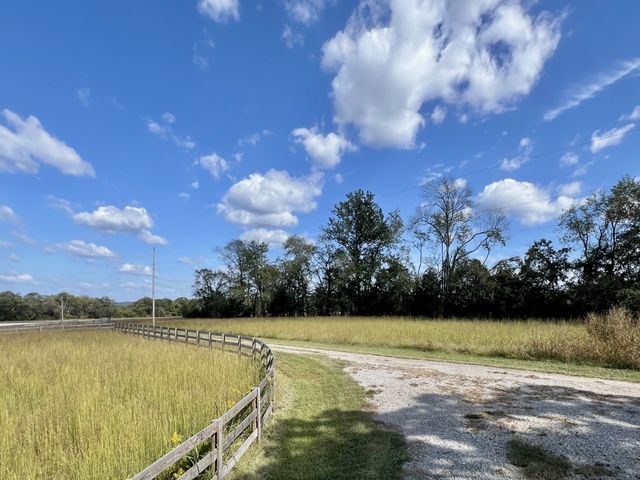 2250 Elkton Pike, Pulaski, TN 38478