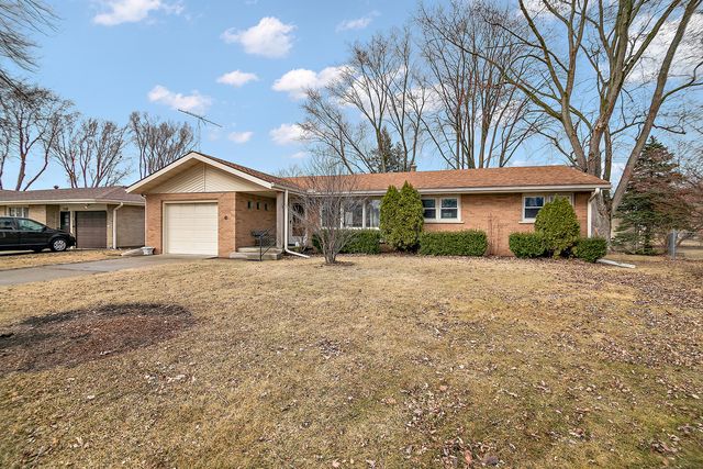 750 Bishop Court, Bradley, IL 60915