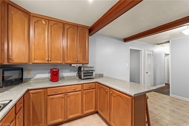 2320 Glenhaven Drive, Greensboro, NC 27406