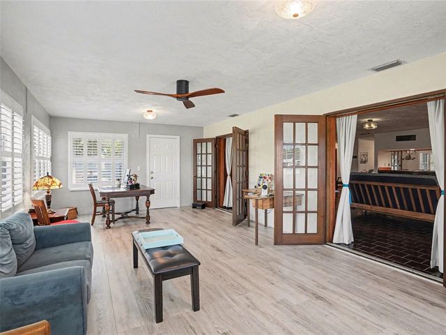 1390 E OHIO AVENUE, Lake Helen, FL 32744