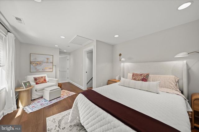 6366 11TH RD N, Arlington, VA 22205