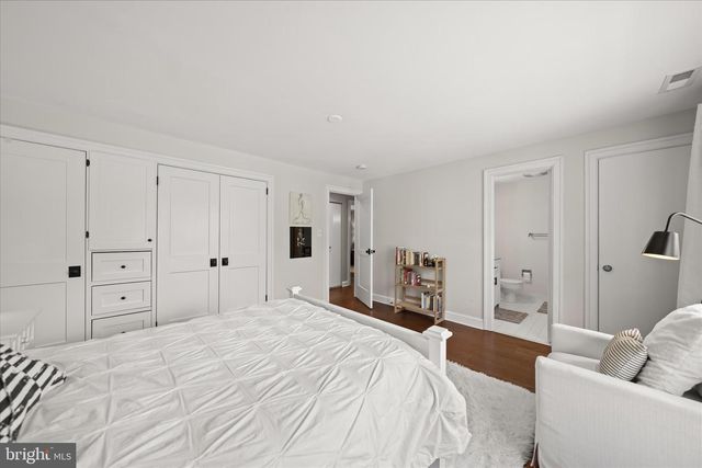6366 11TH RD N, Arlington, VA 22205