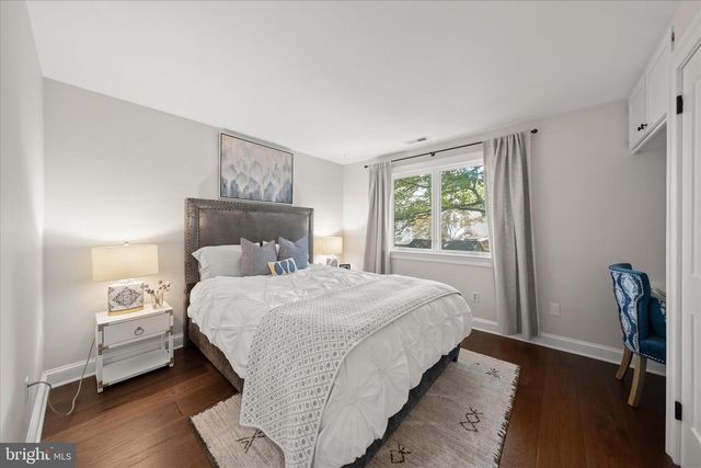 6366 11TH RD N, Arlington, VA 22205