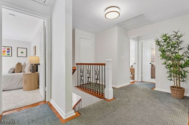 32 Undercliff Ter, West Orange Twp., NJ 07052
