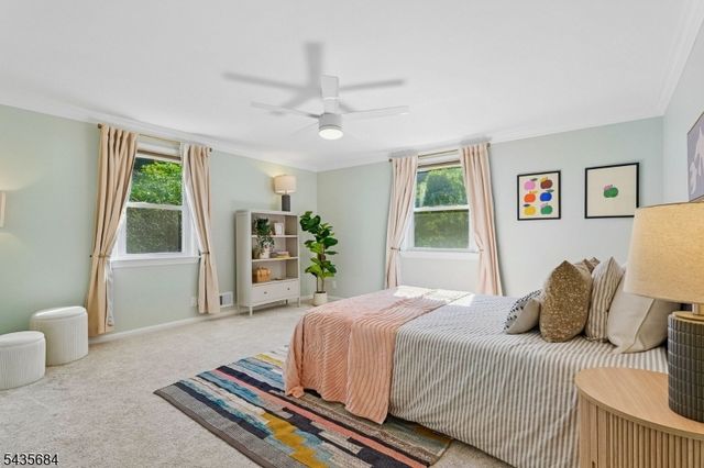 32 Undercliff Ter, West Orange Twp., NJ 07052