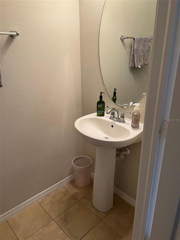 4912 WHITE SANDERLING COURT, Tampa, FL 33619