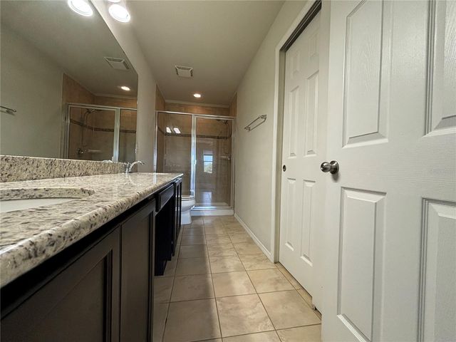 4912 WHITE SANDERLING COURT, Tampa, FL 33619