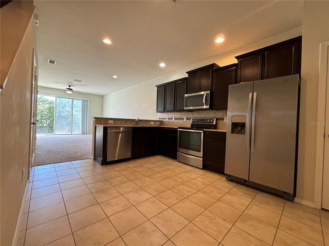 4912 WHITE SANDERLING COURT, Tampa, FL 33619