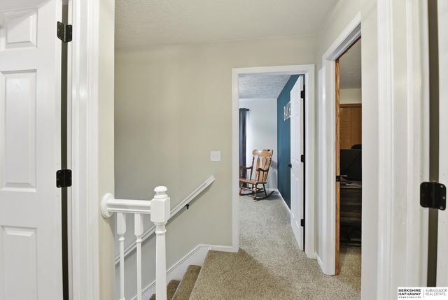 714 N Madison Street, Papillion, NE 68046