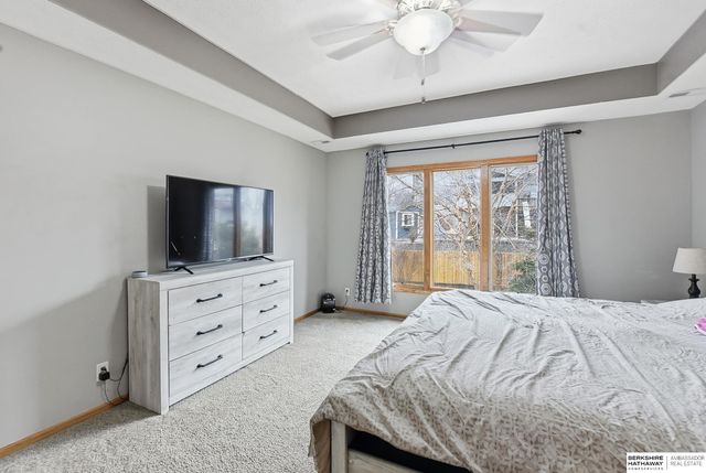 714 N Madison Street, Papillion, NE 68046