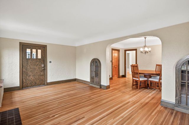 5057 Xerxes Avenue S, Minneapolis, MN 55410