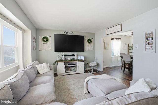 24 BRANDYWINE RD, Clementon, NJ 08021