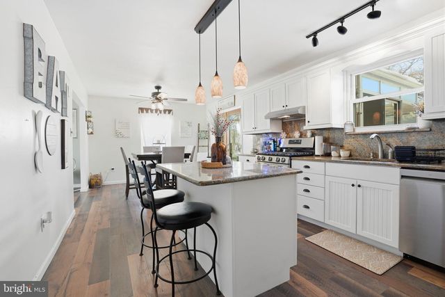 24 BRANDYWINE RD, Clementon, NJ 08021