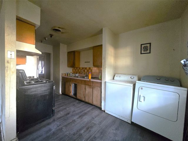 7309 Broken Tree Trail, Dallas, TX 75232