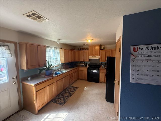 699 Cox Lane, Bennington, OK 74723