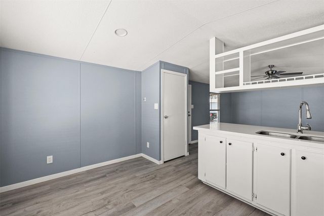 2222 N Austin Avenue 44, Pearland, TX 77581