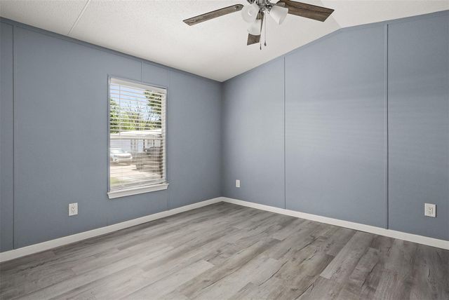 2222 N Austin Avenue 44, Pearland, TX 77581