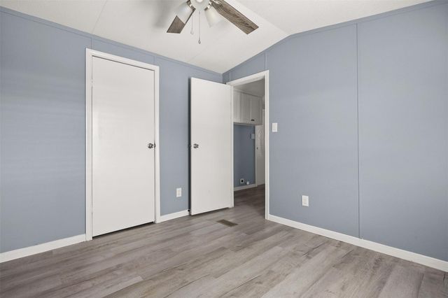 2222 N Austin Avenue 44, Pearland, TX 77581