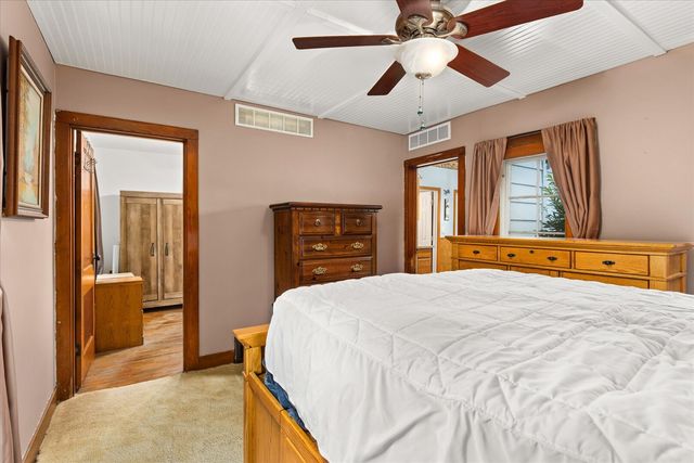 832 E Jefferson Street, Morris, IL 60450
