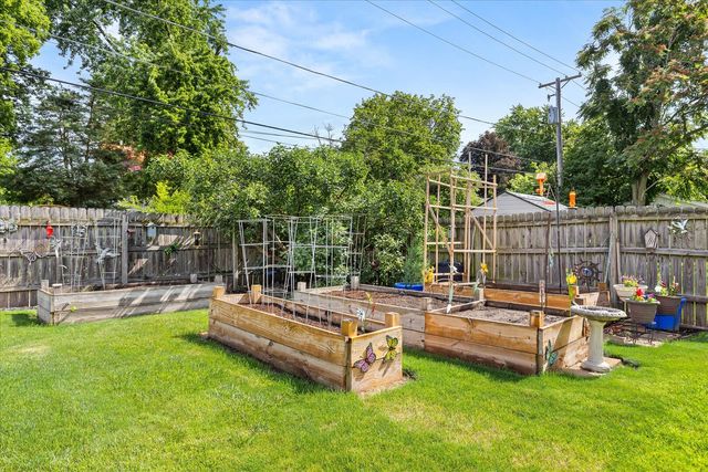 832 E Jefferson Street, Morris, IL 60450