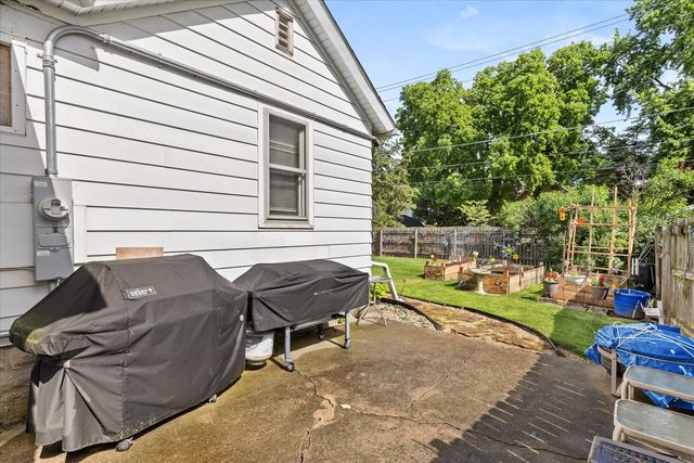 832 E Jefferson Street, Morris, IL 60450