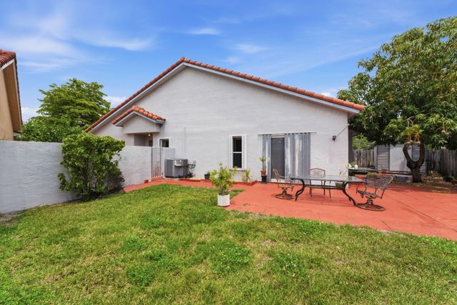 19035 NW 54th Place, Miami Gardens, FL 33055